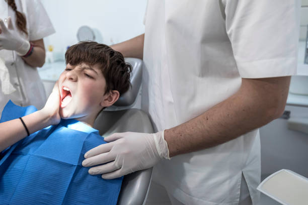 Best Emergency Dental Care for Broken or Chipped Teeth in Lechee, AZ